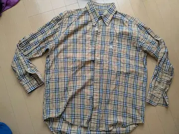 체크 무늬 긴팔 셔츠