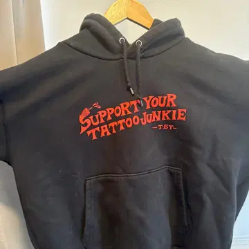 TATTOO JUNKIE HEAVY WEIGHT HOODIE BLACK