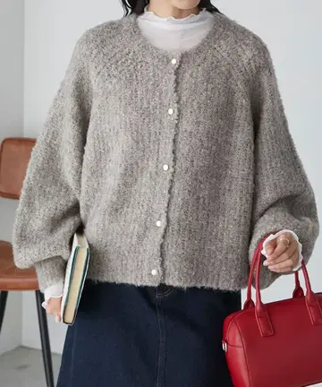 멜란지 부클레 볼륨 슬리브 니트 가디건 베이지