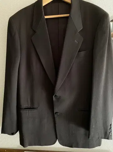 JUN 테일러드 자켓