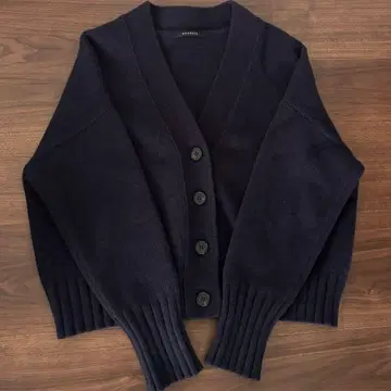 MACPHEE 맥피 네이비 캐시미어 혼방 가디건