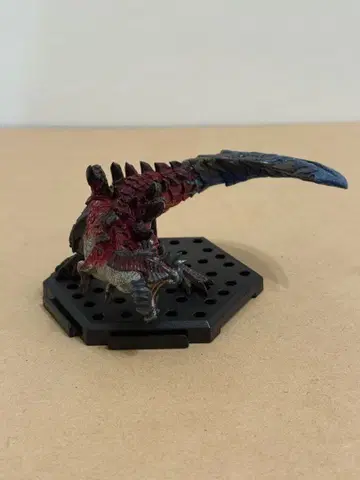 몬스터 헌터 디노발드 피규어