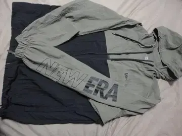 NEW ERA 자켓 윈드브레이커 카키 & 블랙 새상품급