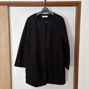 심플하고 사용하기 쉬운 노카라 코트 L 사이즈 블랙