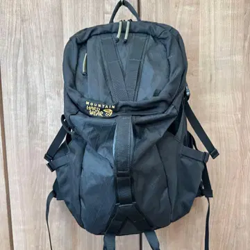 MOUNTAIN HARD WEAR x 오쉬맨즈 팔라딘 백팩