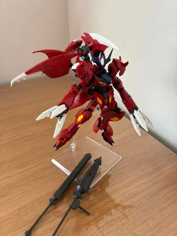 건담 프라모델 완성품 HG 어메이징 발바토스 루프스