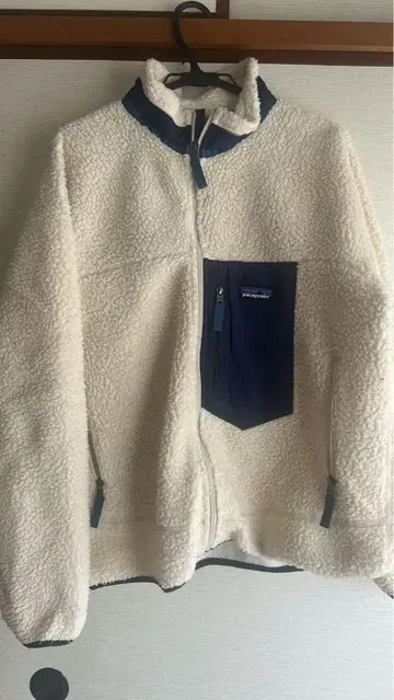 patagonia 플리스 자켓 M 화이트 네이비