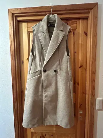 ZARA 베이지 더블 브레스트 베스트