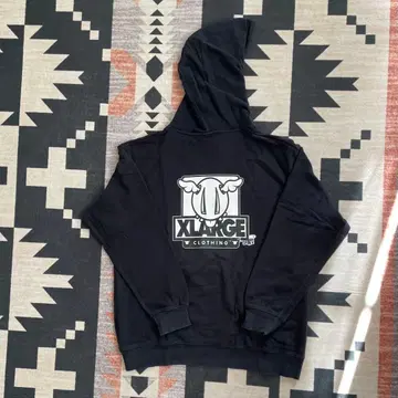 XLARGE 블랙 후드티 구제 의류