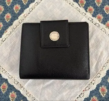 불가리 이단 접이식 지갑