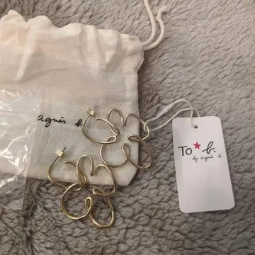 투 비 바이 아녜스 베. 꽃 모양 골드 귀걸이