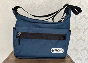 OUTDOOR 네이비 숄더백 중형