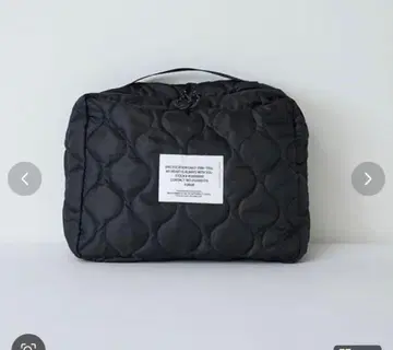 FORME 히가시하라 아키 퀼팅 트래블 파우치 ( M ) 블랙