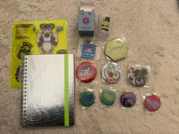 계속 한밤중이면 좋을 텐데. 굿즈 묶음 판매