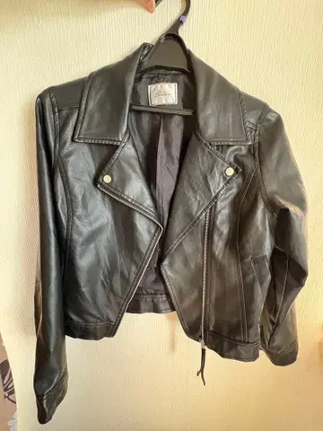 블랙 가죽 싱글 라이더 자켓