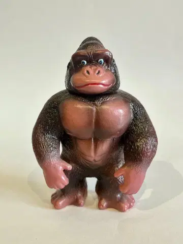 Oun up. 마운트 공방 마운트 고릴라 소프트 비닐 피규어