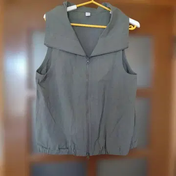 DIARIES 지퍼 베스트 그린