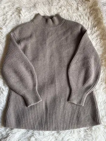 폭시 캐시미어 혼방 두툼한 니트 컨디션 최상 40 그레이지