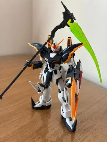 MG 건담 프라모델 완성품 건담 데스사이즈 EW