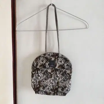 미나 페르호넨 꽃무늬 숄더백