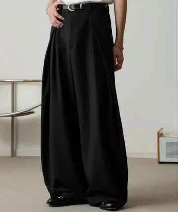 미사용 택 포함 soerte 소에르테 슬랙스 턱 와이드 벌룬 트라우저