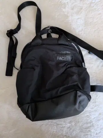 THE NORTH FACE 블랙 백팩