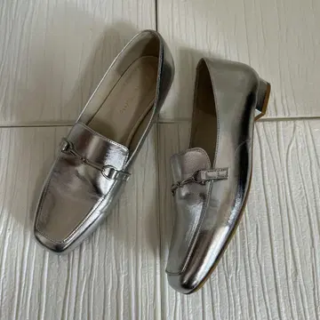 ORIENTALTRAFFIC 비트 로퍼 실버 스퀘어토 24.5