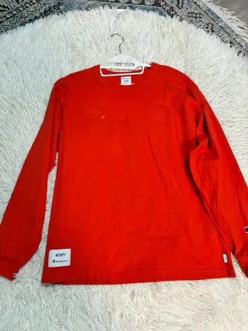 인기 WTPS x Champion 콜라보 T셔츠