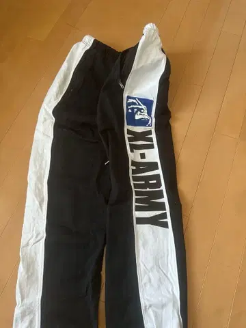 XLARGE XL-ARMY 팬츠 L 사이즈