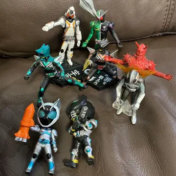 가면라이더 피규어