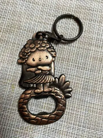 산리오 하와이안 병따개 키링