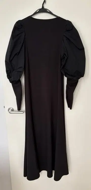 emmi 블랙 롱 원피스 사이즈 1