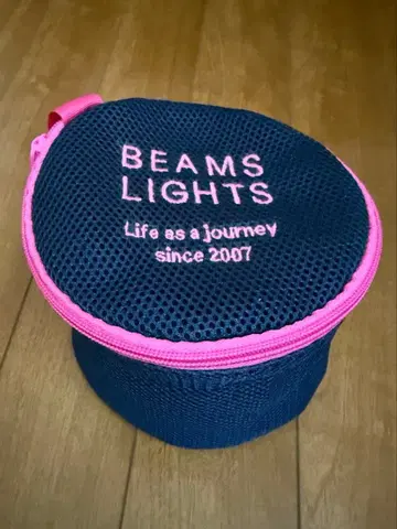BEAMS LIGHTS 메쉬 파우치 네이비/핑크