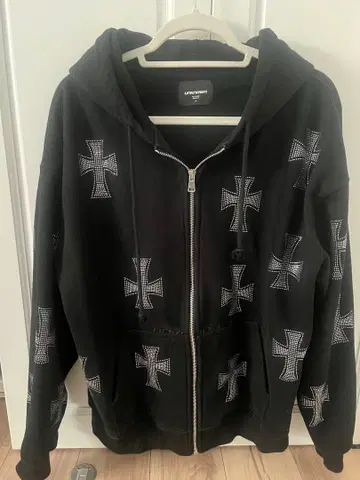 UNKNOWN 언노운 런던 십자가 크로스 후드티 M 사이즈 정품 지뢰