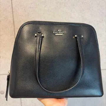 케이트 스페이드 블랙 가죽 백