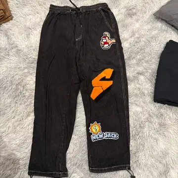 패치워크 블랙 데님 팬츠