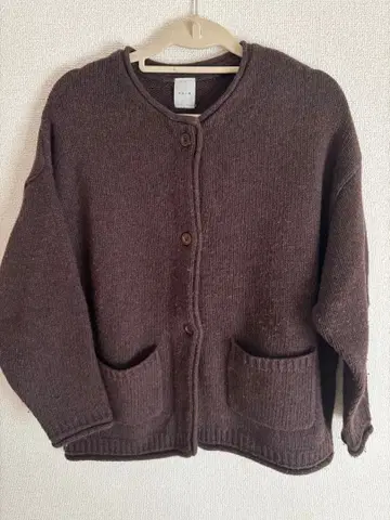 휴일과 시 탄데이 tandey 가디건 니트