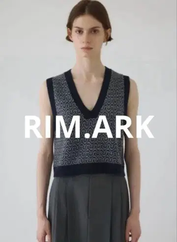 RIM.ARK / 클래시컬 니트 베스트 네이비