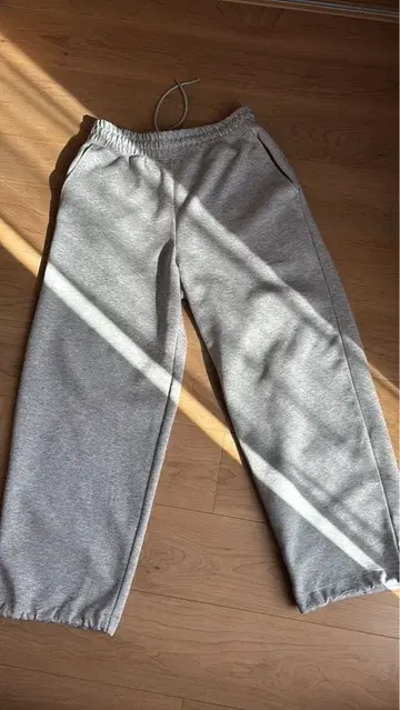 UNIQLO C 맨투맨 와이드 팬츠 그레이