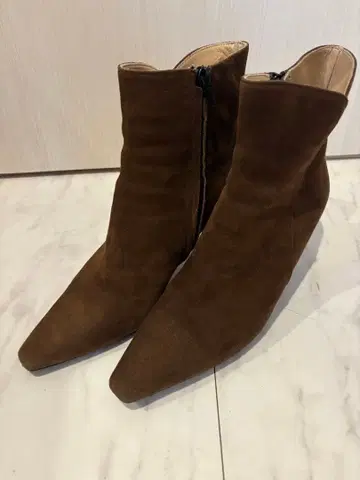 파비오 루스꼬니 스웨이드 숏부츠