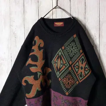 구제 의류 일본제 디자인 니트 클레이지 패턴 블랙 멀티 컬러 개성적인