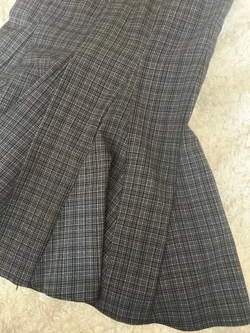 코코딜 체크 머메이드 스커트