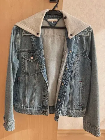 타미힐피거 타미진스 데님 자켓 후드 부착