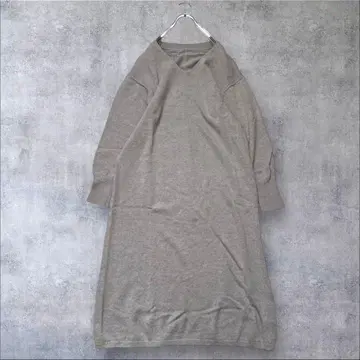 새상품급 어반리서치 로쏘 캐시미어 혼방 램스울 V넥 니트 원피스