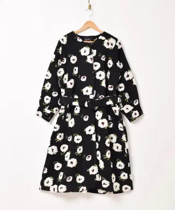 Meridian 꽃무늬 롱 코트 벨트 포함