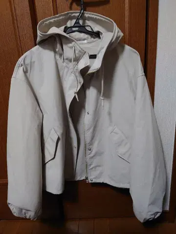 유니클로 코튼 블렌드 숏 후드티