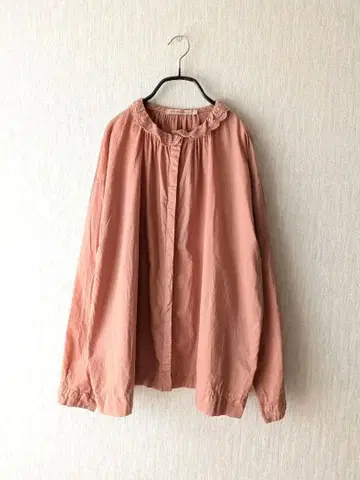 SUN VALLEY 선밸리 옷깃 레이스 블라우스