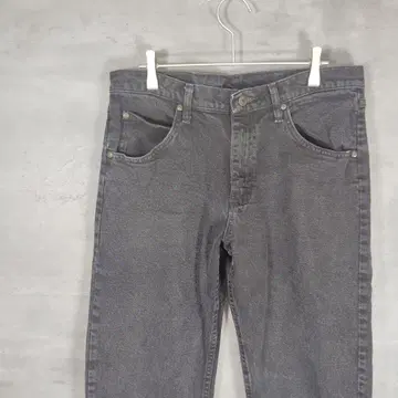 랭글러 블랙 데님 스트레이트 구제 의류 W32 L30