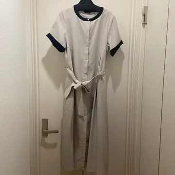 어반 리서치 ROSSO 원피스 반팔 그레이 계열 베이지 바이컬러