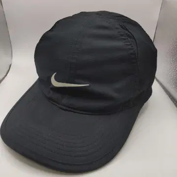 2352 NIKE Dri-FIT 블랙 어저스터블 캡